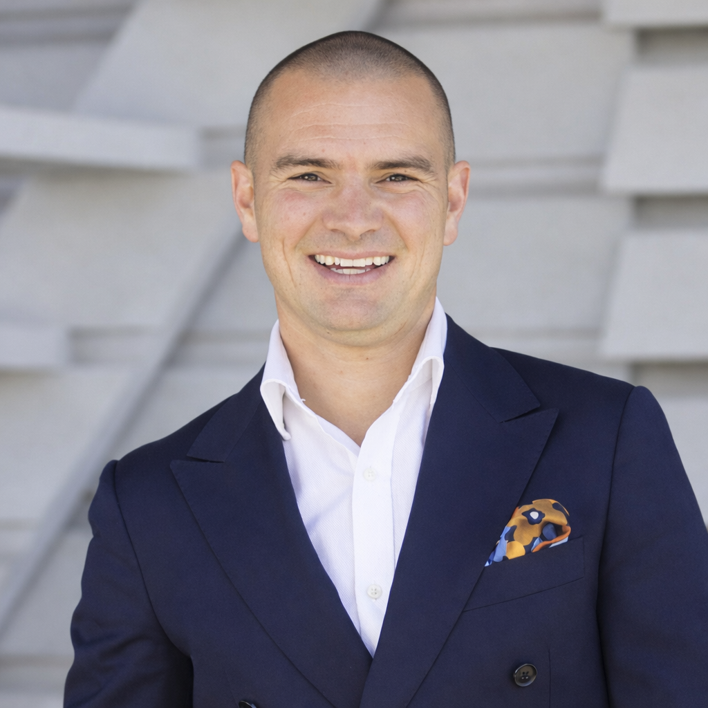 Testimonial primary agent image