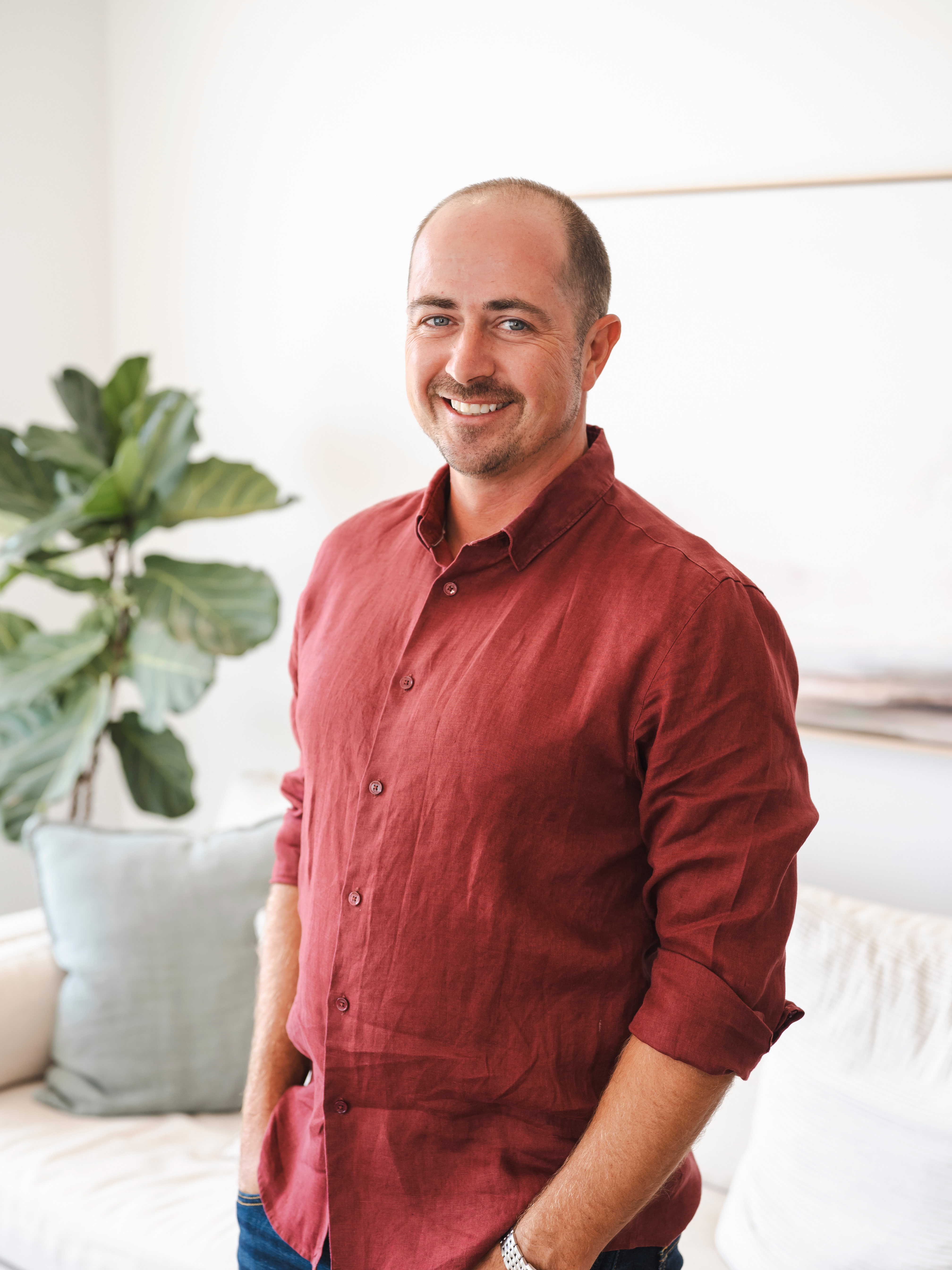 Testimonial primary agent image