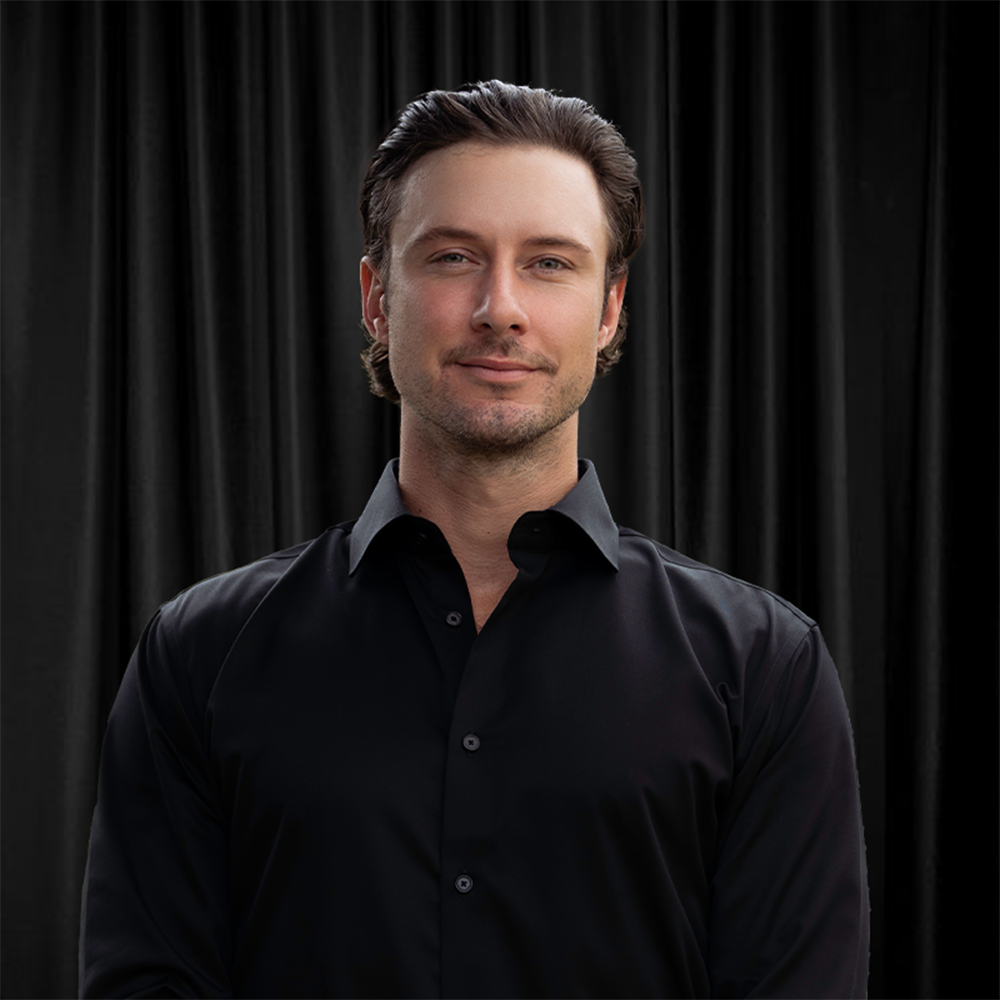 Staff image