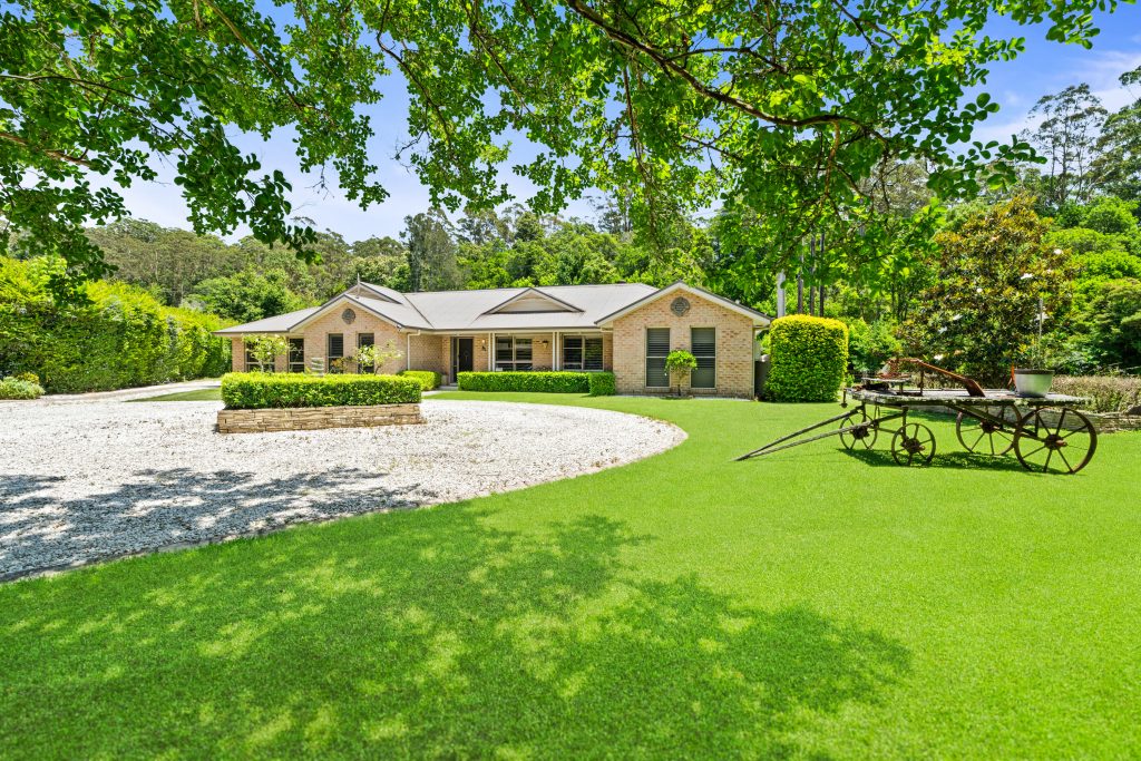 Single storey brick home on a landscaped acreage block in Ourimbah NSW