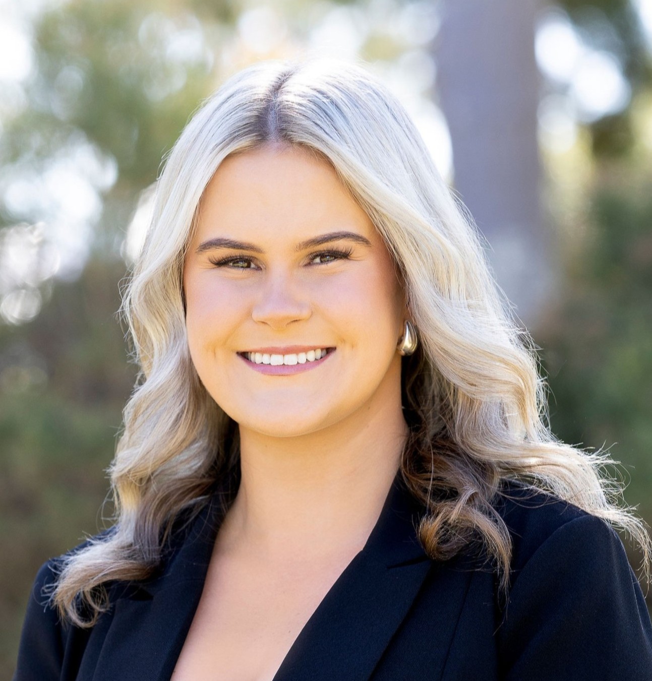 Testimonial primary agent image